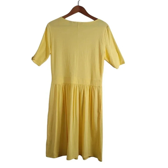 Lands’ End Size S/6-8 Short Sleeves Stretch Slip Dress pulled on yellow - Picture 2 of 9